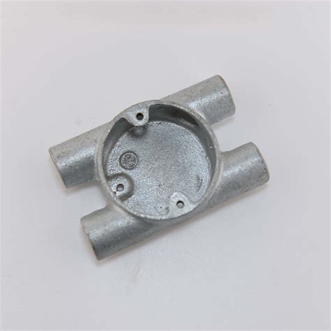 32mm galvanised conduit fittings